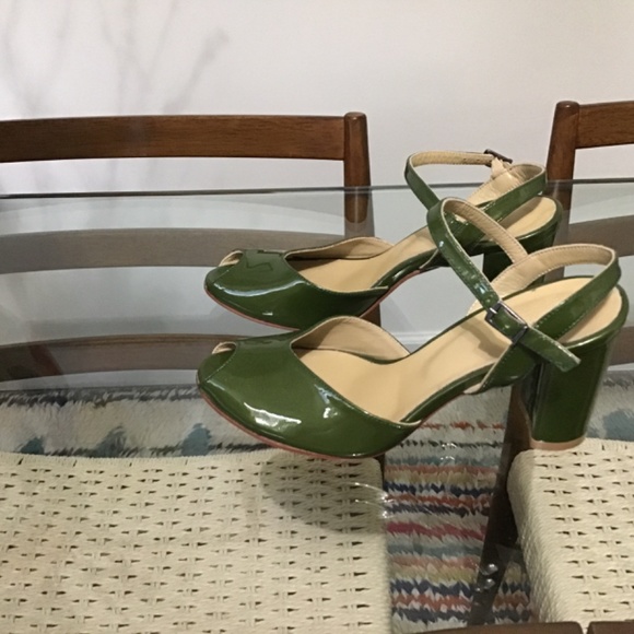 Maryam Nassir Zadeh Patent Leather Sandals - Picture 2 of 4